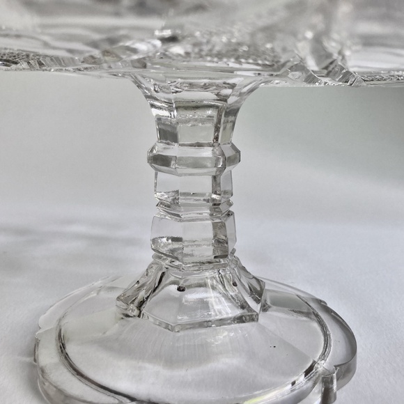 Vintage "Six Point Star" Clear Pressed Glass Fluted Pedestal Stand - Picture 8 of 11